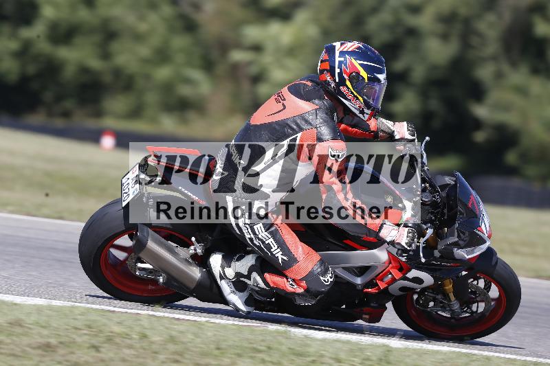 /Archiv-2025/49 26.08.2025 Cornu Master School ADR/blau-bleu/77